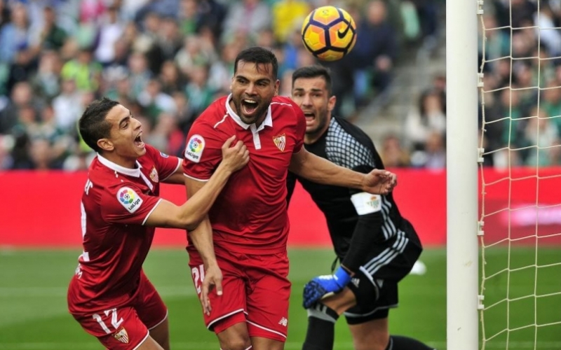 Gabriel Mercado aport un grito en la victoria del Sevilla ante el Betis