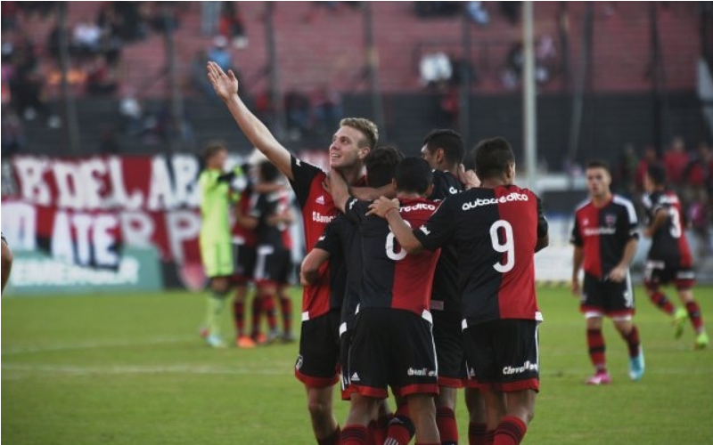 Newell's, un campen con Reserva!