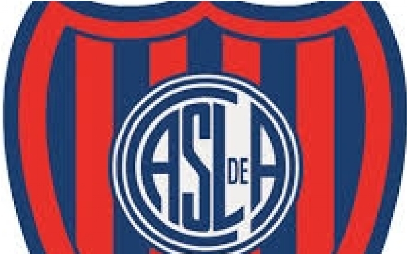 Duelo de delanteros en el banco 
