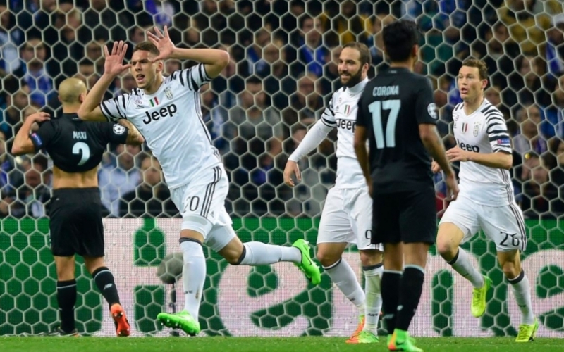 Juventus derrot como visitante al Porto y puso un pie en cuartos de final